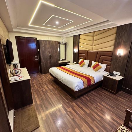 Victory Hotel And Restaurant By Gs Hospitality 西姆拉 外观 照片