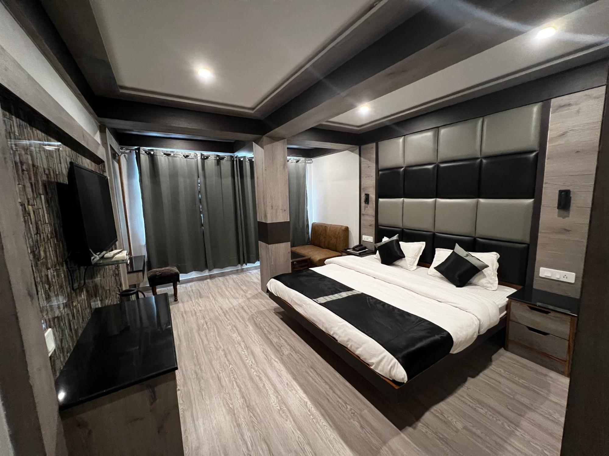 Victory Hotel And Restaurant By Gs Hospitality 西姆拉 外观 照片