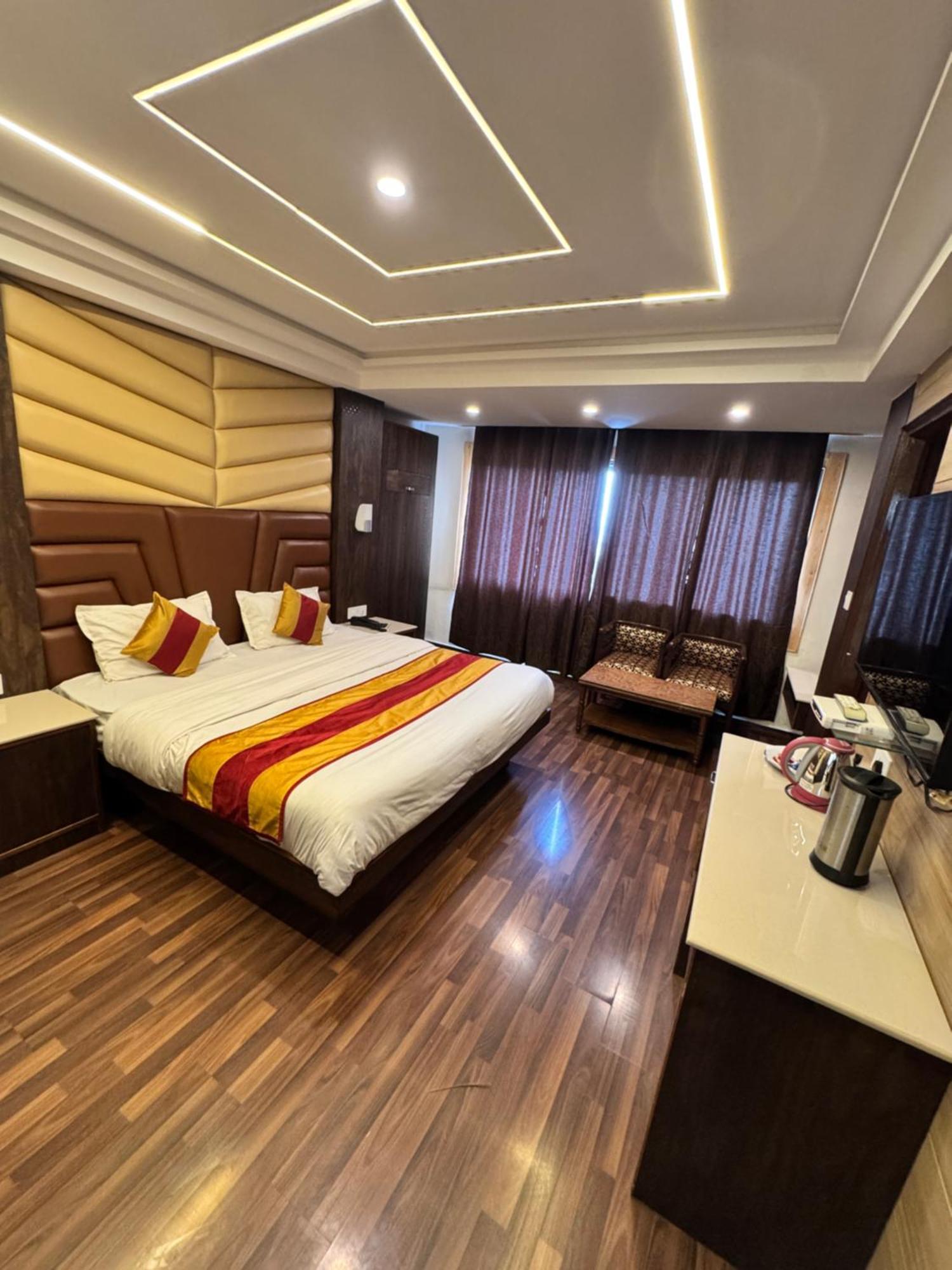Victory Hotel And Restaurant By Gs Hospitality 西姆拉 外观 照片